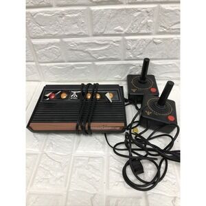 Atari‎ Flashback2 with 2 Controllers Flashback TWO UNTESTED